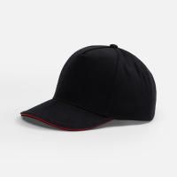 Бейсболка Classic 2.0, черная с красным кантом